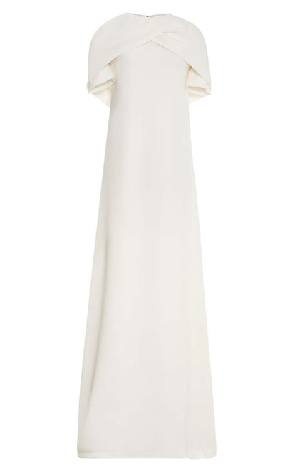 Vestido blanco con capelina de Derek Lam (3.290 euros).