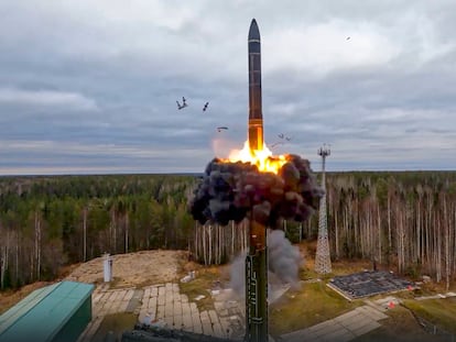 Test de un misil balístico intercontinental RS-24 Yars durante unos ensayos de un ataque nuclear ruso en el año 2022