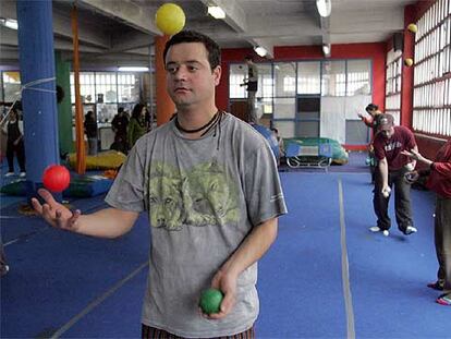 Malabares en el 'gaztetxe'