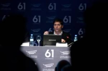 El principio de acuerdo se cerró el pasado lunes en Buenos Aires en un encuentro en el que participaron el ministro de Economía argentino, Axel Kicillof (imagen), el ministro de Industria, Energía y Turismo español, José Manuel Soria, directivos de Repsol, YPF, de la mexicana Pemex y accionista de Repsol.