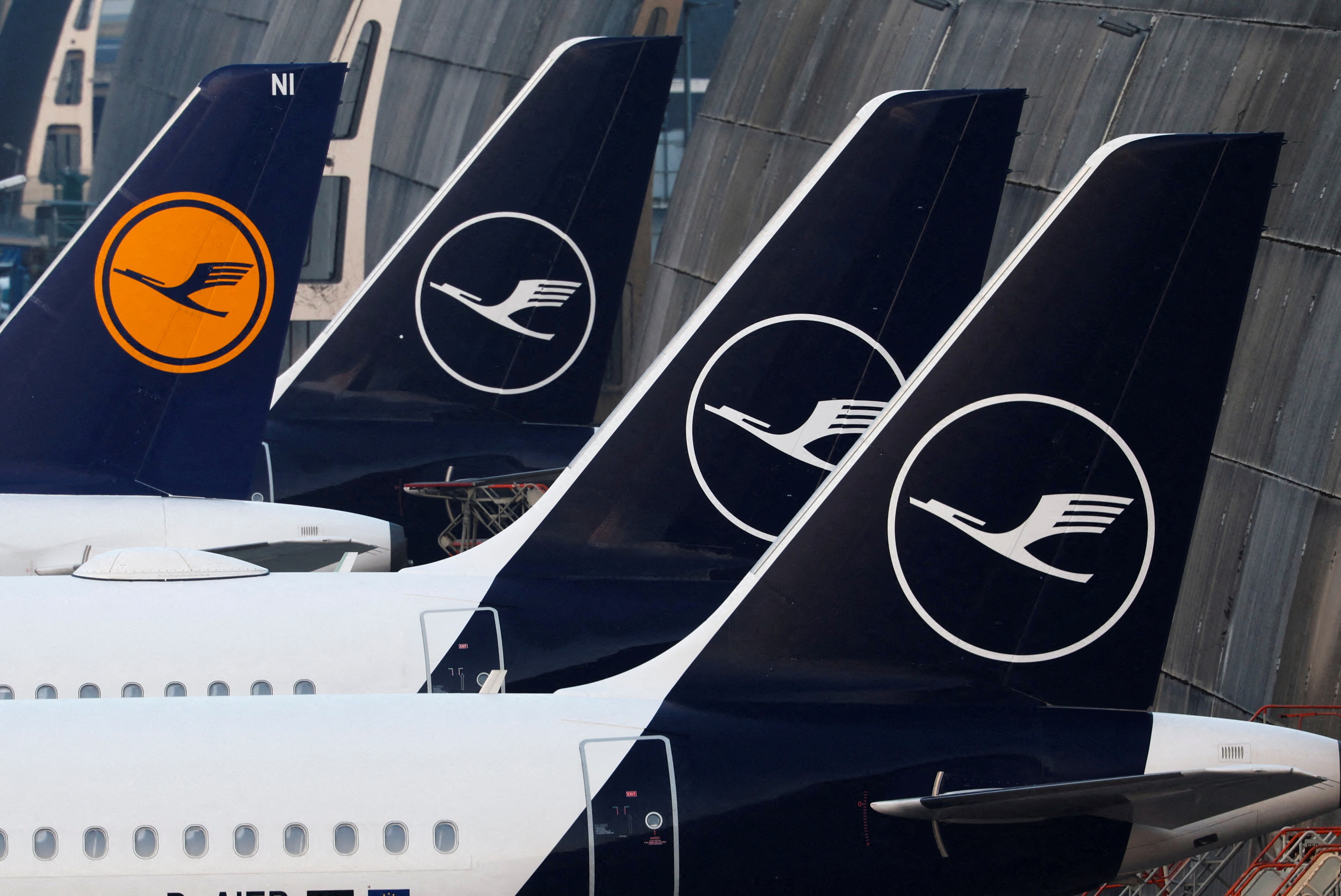 Aviones de Lufthansa en el aeropuerto de Fráncfort. 