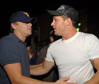 Leonardo DiCaprio and Tom Hardy greet each other in Los Angeles in 2009.