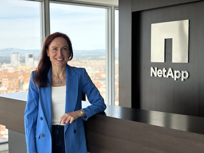 Maite Ramos asume la dirección general de NetApp para España y Portugal. Ramos reportará a José Manuel Petisco, quien recientemente ha asumido la vicepresidencia de NetApp para la región EEMI (Europa del Este, África y Oriente Medio, España y Portugal, y Latinoamérica). La directiva ha trabajado en empresas como Commvault, HP, Lenovo o Dynabook-Toshiba, donde ha ocupado puestos de directora general y de marketing, entre otros.