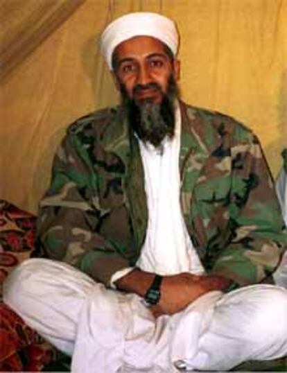 Osama Bin Laden, en un campo de refugiados de Afganistán.