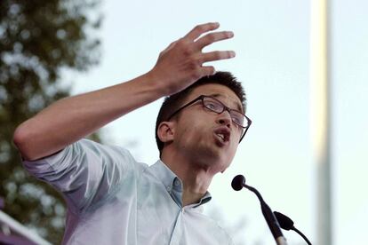 I&ntilde;igo Errej&oacute;n, el n&uacute;mero dos de Unidos Podemos durante un reciente mitin.