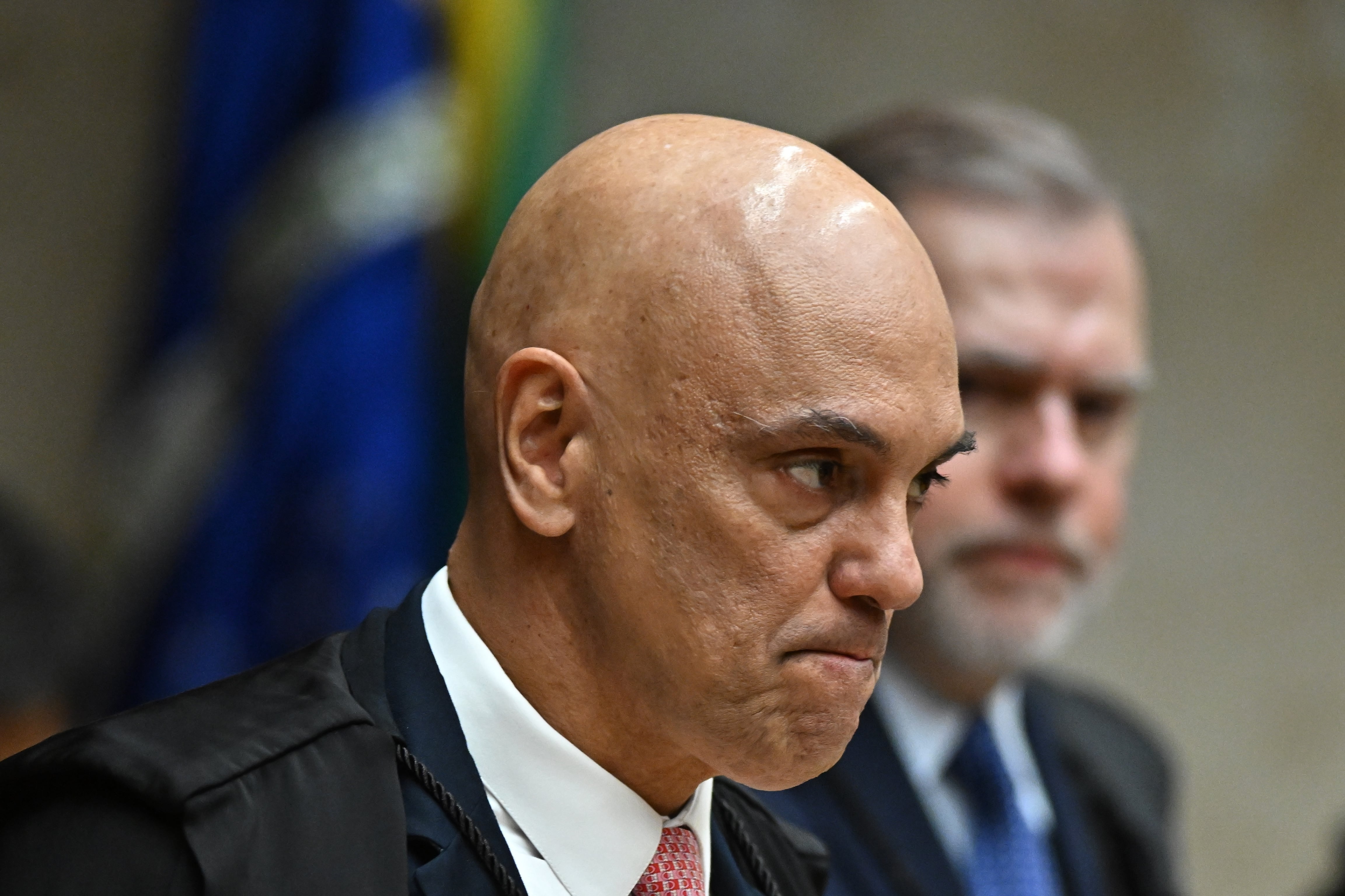 Escándalo en Brasil ante nuevos datos sobre la cercanía del juez Moraes con un banquero preso