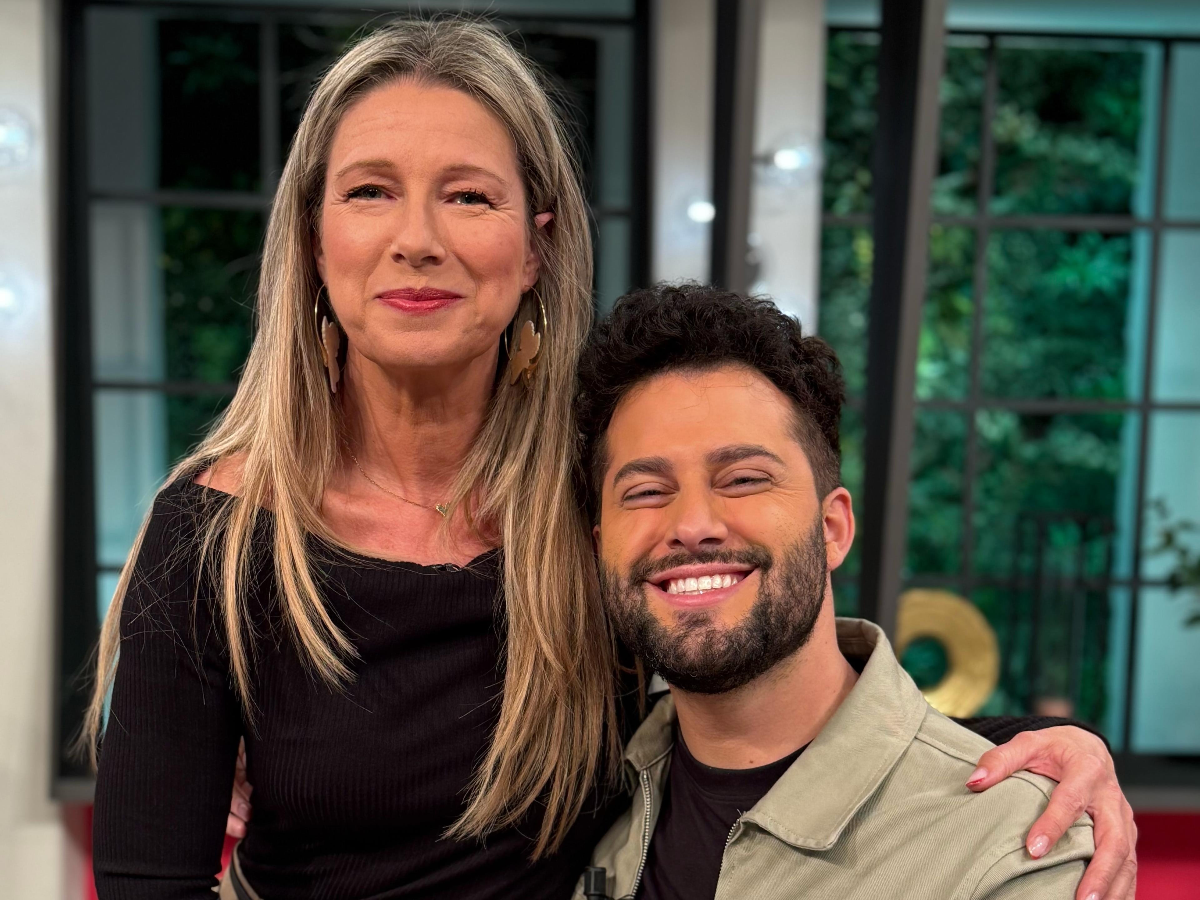 ‘D Corazón’ se remodela para luchar contra ‘Socialité’ con nuevo presentador en sustitución de Jordi González Publicado por Últimas noticias: la última hora de hoy en EL PAÍS