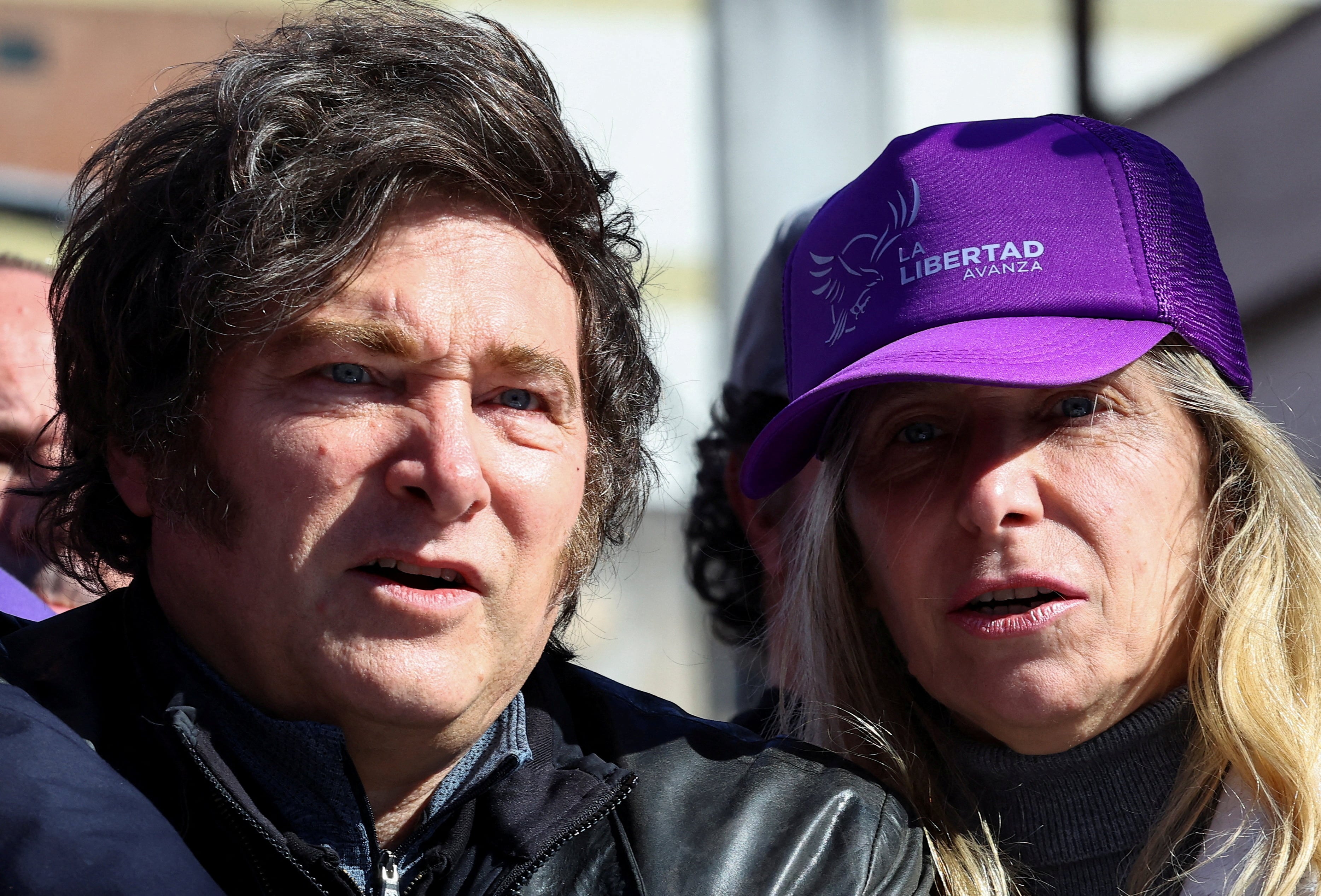 La justicia de Argentina investiga a empresarios y exfuncionarios del Gobierno de Milei por una red de sobornos y sobreprecios