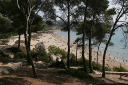 Imagen de la zona donde se construirá la zona de playa frente a la Platja Llarga de Salou del nuevo complejo de ocio Barcelona World, junto a Port Aventura, con una inversión de 4.700 millones, según ha anunciado hoy la Generalitat.