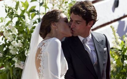 Cayetano Rivera y Eva González, tras su matrimonio.