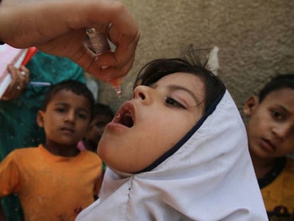 Campa&ntilde;a de vacunaci&oacute;n de polio en Karachi, Pakist&aacute;n, el pasado mes de abril. 