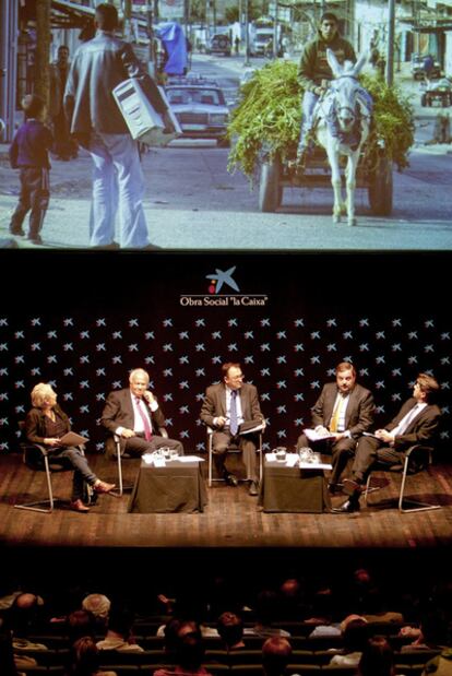 Participantes en el debate celebrado en Madrid.