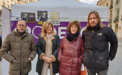 Pablo Fernández, (1D) junto a los candidatos de Podemos por Salamanca este jueves. 