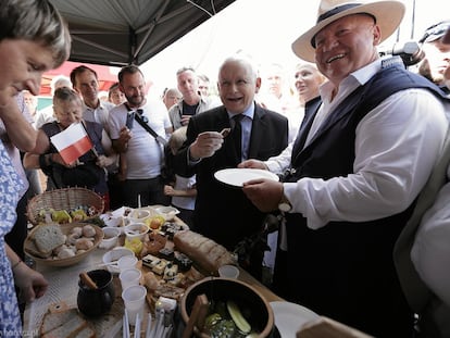 Jaroslaw Kaczynski en un picnic organizado por PiS en Polajewo, el pasado 30 de julio.
