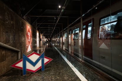 Estacion metro Gaudi