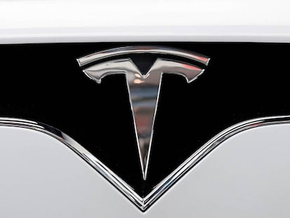 Logo de Tesla