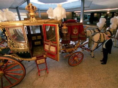 Carrozas restauradas en el Palacio Real.