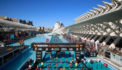 Meta de la maratón de València.