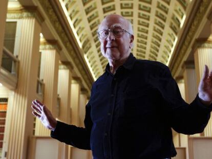 El f&iacute;sico Peter Higgs en la Universidad de Edimburgo.