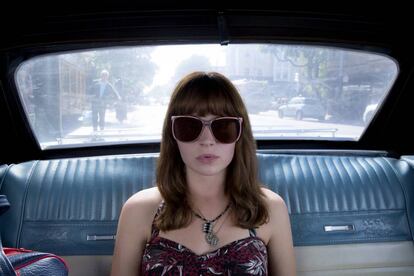 Britt Robertson en &#039;Girlboss&#039;.