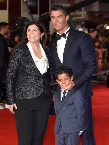 Maria Dolores dos Santos Aveiro, Cristiano Ronaldo y su hijo Cristiano Ronaldo Jr.