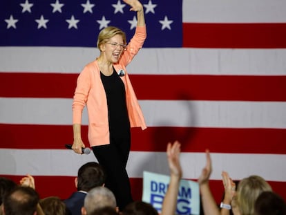 Elizabeth Warren, quinta-feira passada, em Raleigh (Carolina do Norte).