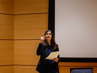 Rueda de prensa de la directora del CNIO, María Blasco, este martes en su sede madrileña.
