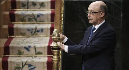 Cristóbal Montoro, ministro de Hacienda