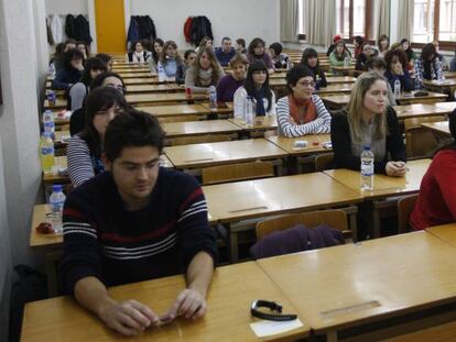 Fedeca pide modernizar las oposiciones y dar becas para acceder a la función pública