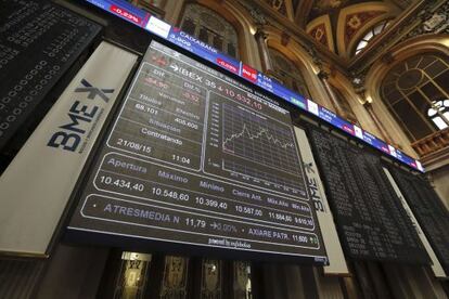 Vista de un panel de la Bolsa de Madrid.