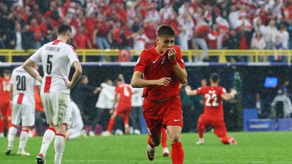 Arda Guler celebra su gol ante Georgia.