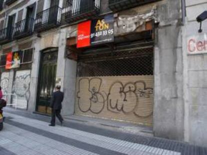 Fachada del que fuera el cine Tívoli en Madrid. EFE/Archivo