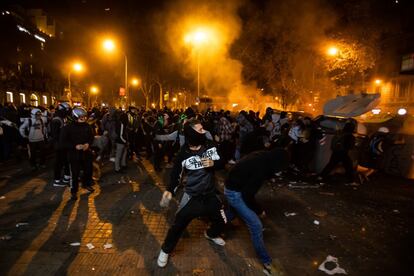 Protestors during the disturbances in Barcelona on Friday night.