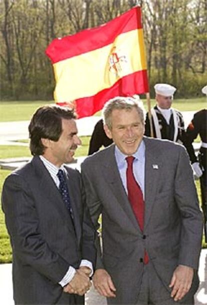 Aznar y George W. Bush, anoche en Camp David.