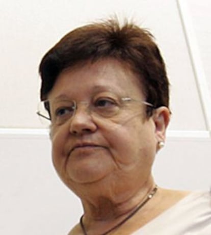 LUISA PASTOR. Presidenta de la Diputación de Alicante. Cobra 65.000 euros. Un salario por debajo de lo que autoriza el Gobierno.