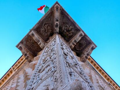 Detalle del Palazzo dei Diamanti de Ferrara (Italia).