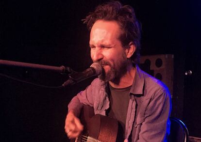 El cantautor Will Johnson durante su concierto en el Costello de Madrid.
