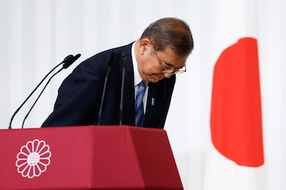 El primer ministro japonés y líder del Partido Liberal Demócrata, Shigeru Ishiba, en rueda de prensa tras las elecciones general del 28 de octubre de 2024.