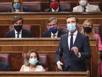 El presidente del PP, Pablo Casado, interviene durante la sesión de control la semana pasada en el Congreso.