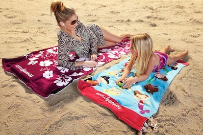 Discretos, amplios (permite guardar un iPad) y resistentes al agua, los bolsillos ocultos de las toallas Towelmate pueden despistar a los cacos en la playa. Precio: 26 euros. www.towelmate.com