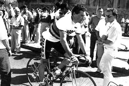 Stephen Roche se luci en el Tour de 1987, donde se las vio y se las dese ante los grandes Rooks, Herrera y compa?a y, sobre todo, con su gran enemigo, Perico Delgado.