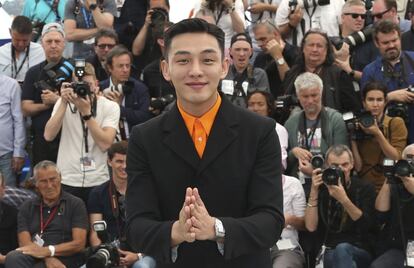 El actor surcoreano Yoo Ah-In posa durante la presentación de la película 'Burning' en la categoría oficial de la 71 edición del Festival de cine de Cannes (Francia), el 17 de mayo de 2018.