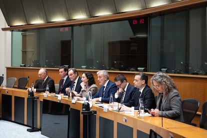 Collboni, en el momento de su intervención en la reunión con el comisario europeo de vivienda Dan Jorgensen.