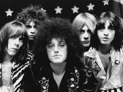 La banda MC5 en 1969:  de izquierda a derecha, Fred 'Sonic' Smith, Wayne Kramer, Rob Tyner, Dennis 'Machine Gun' Thompson y Michael Davis.
