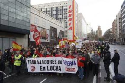 Trabajadores de Iberia durante una manifestacin. EFE/Archivo