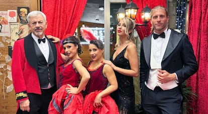 Carlos Sobera y su equipo de 'First Dates' despedirán el año con un especial inspirado en la película 'Moulin Rouge'.