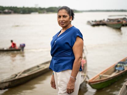 Elizabeth Moreno en el malecón del centro de Quibdó, capital del departamento del Chocó, Colombia.