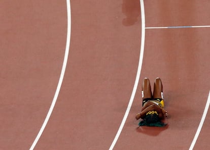 La Jamaicana Shelly-Ann Fraser-Pryce después de ganar la prueba de los 100 metros