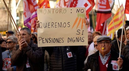 Una movilización por la subida de las pensiones, en Barcelona, esta semana.