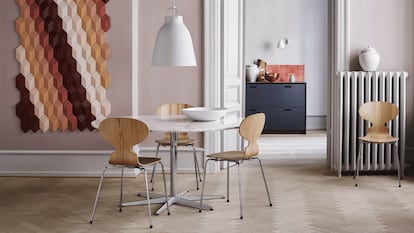 Silla Ant ™ de Arne Jacobsen para Fritz Hansen.